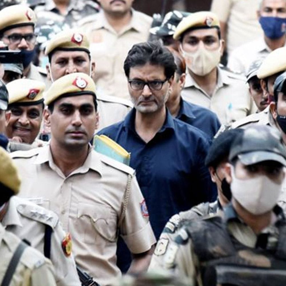 36 साल बाद यासीन मलिक पर चार्जशीट पेश:आरोप- कश्मीरी पंडित नर्स को किडनैप कर 4 दिन टॉर्चर किया, फिर मार डाला