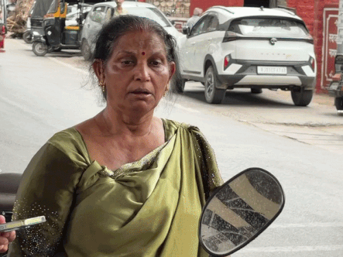 अजमेर में महिला की चेन तोड़ी, रोते हुए थाने पहुंची:पति के साथ गई था बाजार, बाइस से आए दो बदमाश तोड़कर फरार