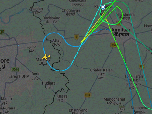 एअर इंडिया विमान के PAK एयरस्पेस में घुसने की जांच:DGCA का एयर ट्रैफिक कंट्रोलर, क्रू पर एक्शन; 2025 से भारतीय विमानों के जाने पर मनाही