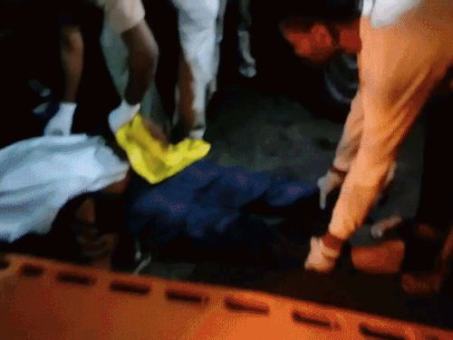 कोटा में वैन पलटी, धड़ से अलग हुआ सिर:सामने से आ रहे ट्रक का टायर डिवाइडर क्रॉस कर वैन से टकराया, लोहे की रेलिंग व गाड़ी के बीच फंसी गर्दन