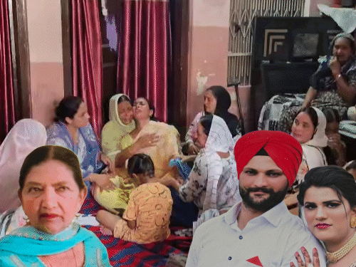 जिस बेटे की मन्नत मांगी, उसी के साथ परिवार खत्म:होशियारपुर में 3 दिन पहले छुट्‌टी आया फौजी, रात तक शॉपिंग की; जालंधर में गाड़ी क्रेटा से टकराई