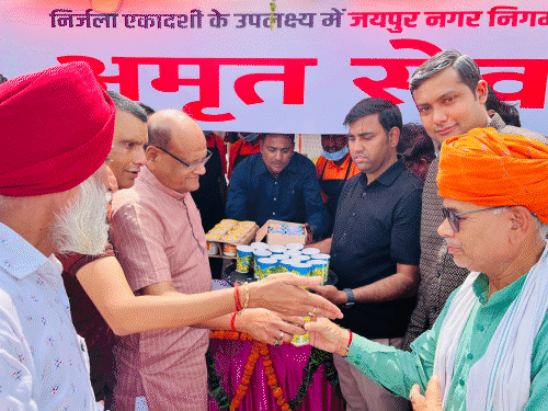 निर्जला एकादशी पर नगर निगम का अमृत सेवा अभियान:225 से ज्यादा स्टॉल लगे, 5 लाख लोगों को मिली राहत; स्वच्छता का भी दिया संदेश