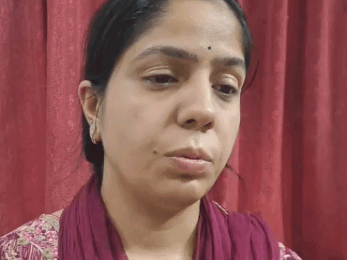 पत्नी बोलीं-वॉचमैन नहीं था, स्कूल में सोने गए थे:मां ने कहा-धोखे से बुलाकर बेटे की हत्या की, ट्रस्टी बोले–एक महीने में 51 लाख ट्रांसफर हुए राघवेंद्र के अकाउंट में