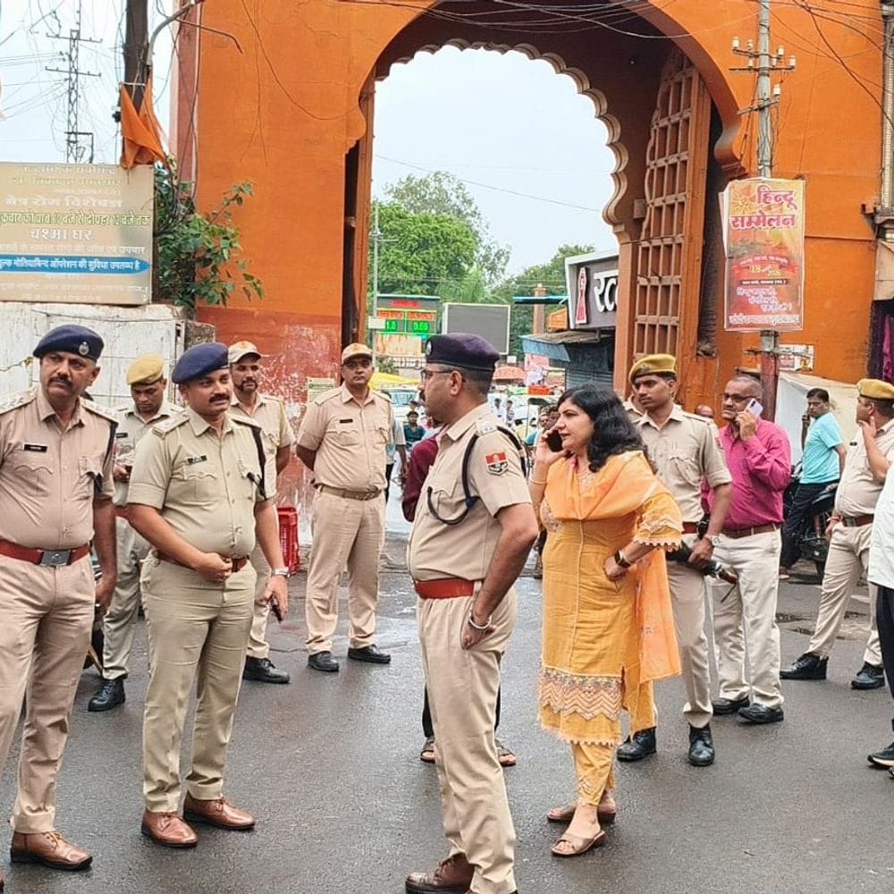 प्रतापगढ़ में मोहर्रम पर्व की तैयारियां तेज:जिला प्रशासन और पुलिस ने ताजिया मार्गों का निरीक्षण किया