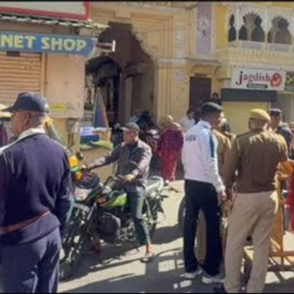 मोहर्रम आज, ट्रैफिक व्यवस्था में रहेगा बदलाव:जुलूस मार्ग पर वाहन पार्क नहीं करने की अपील, घंटाघर, जगदीश चौक एरिया में रहेगी भीड़