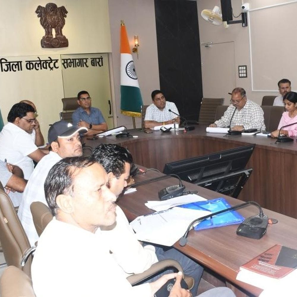 विकसित भारत जी-रामजी योजना के लिए प्रशासन अलर्ट:'लक्ष्य पूरा करें, रोजगार बढ़ाएं'- बारां कलेक्टर ने अधिकारियों को दिए स्पष्ट निर्देश