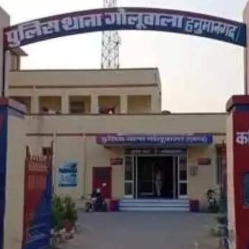 हनुमानगढ़ में 2545 लीटर अवैध पेट्रोलियम पदार्थ जब्त:दो पर आवश्यक वस्तु अधिनियम के तहत केस, दुकान से मिला भंडारण