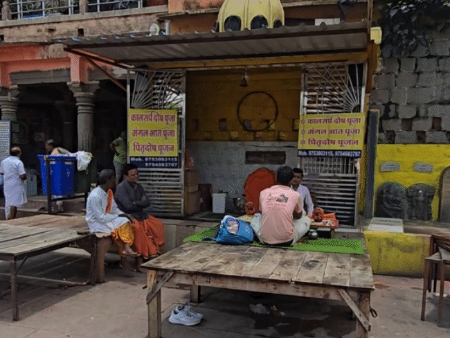 26 जुलाई से शुरू होगी शनि की उल्टी चाल:वृषभ, सिंह और मकर राशि वालों की चमकेगी किस्मत; मेष और मीन वाले रहें सावधान
