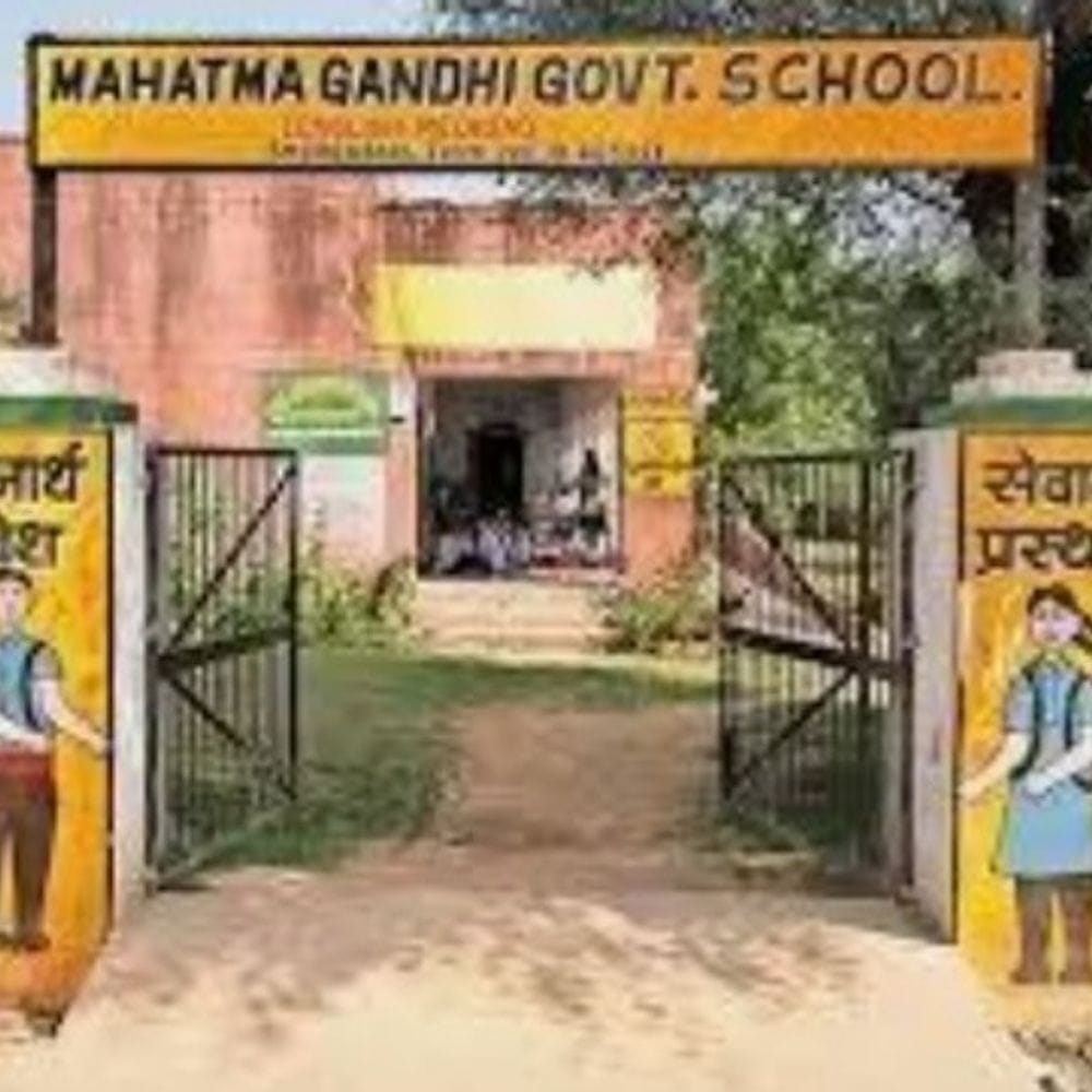 346 महात्मा गांधी स्कूलों में हिंदी माध्यम शुरू होगा:टोंक की 5 स्कूलें भी शामिल; डीईओ से सात दिन में मांगी रिपोर्ट