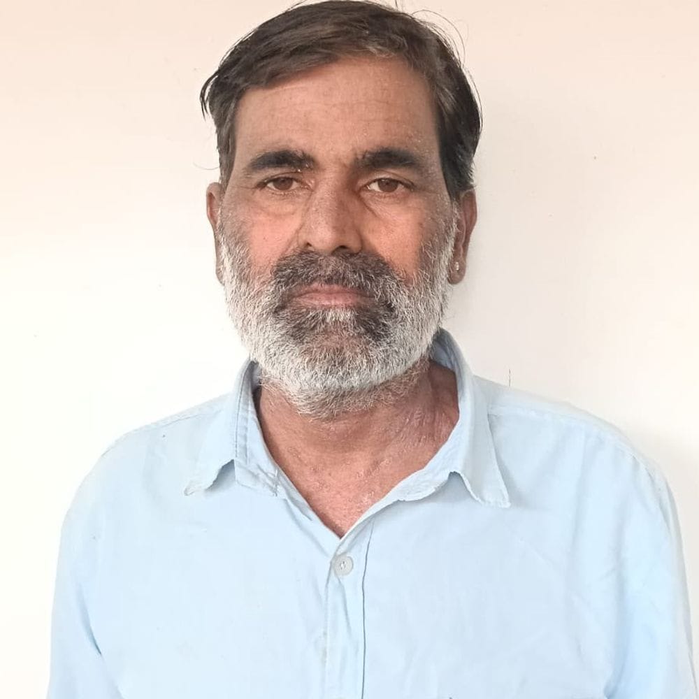 44.970 किलो डोडा चूरा पकड़ा:आरोपी गिरफ्तार, 2 कार जब्त; पीपलखूंट पुलिस की कार्रवाई