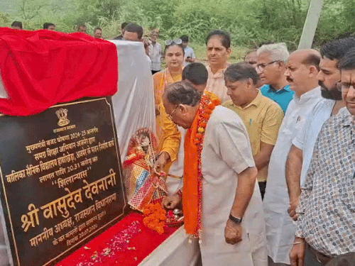 अजमेर में 20 करोड़ की लागत से बनेगा गर्ल्स सैनिक-स्कूल:हॉस्टल से लेकर टेनिस कोर्ट तक कई सुविधाएं मिलेंगी; स्पीकर देवनानी ने किया शिलान्यास