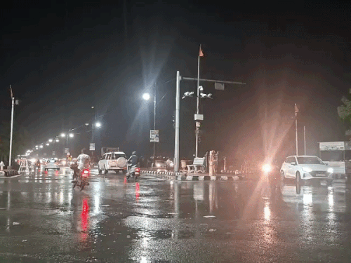 अजमेर में देर रात तक बारिश, सड़कों पर पानी भरा:आनासागर में 11 फीट 1 इंच जलस्तर बढ़ा,आज और कल भी बरसात की सम्भावना
