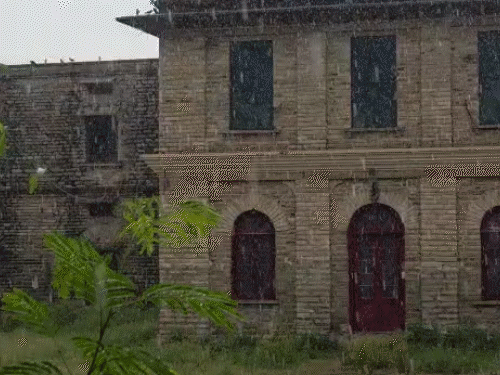 अजमेर में मानसून की एंट्री: सामान्य से देरी से पहुंचा:बांधों भी बढ़ने लगी पानी की आवक; 10 साल में पिछले साल सबसे ज्यादा बरसात थी