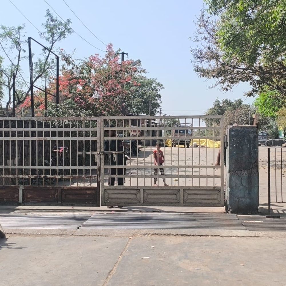 असनावर में करोड़ों के लेन-देन के बाद व्यापारी फरार:कृषि मंडी में करता था व्यापार, धोखाधड़ी का मामला दर्ज