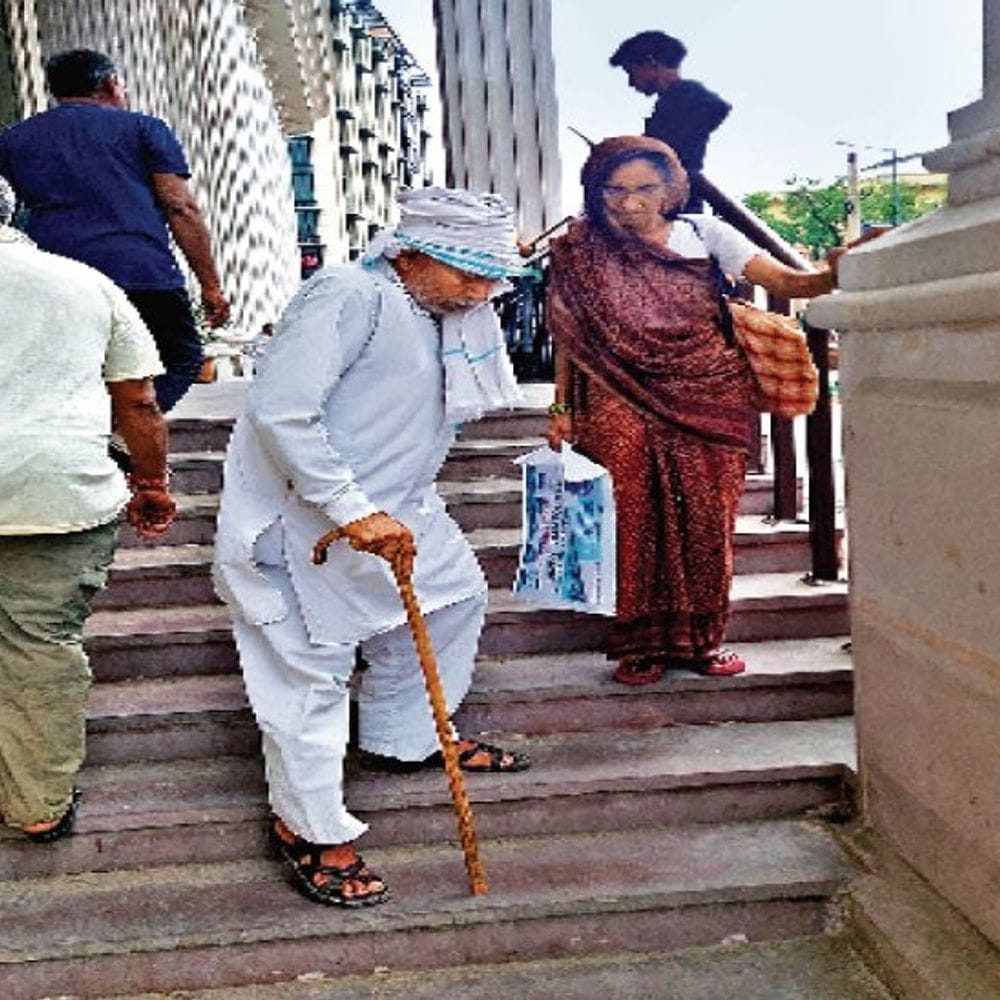 इमरजेंसी-भर्ती फिलहाल पुरानी बिल्डिंग में ही:SMS के नए कार्डियक सेंटर में ट्रायल शुरू, ओपीडी में पहले दिन 482 मरीज