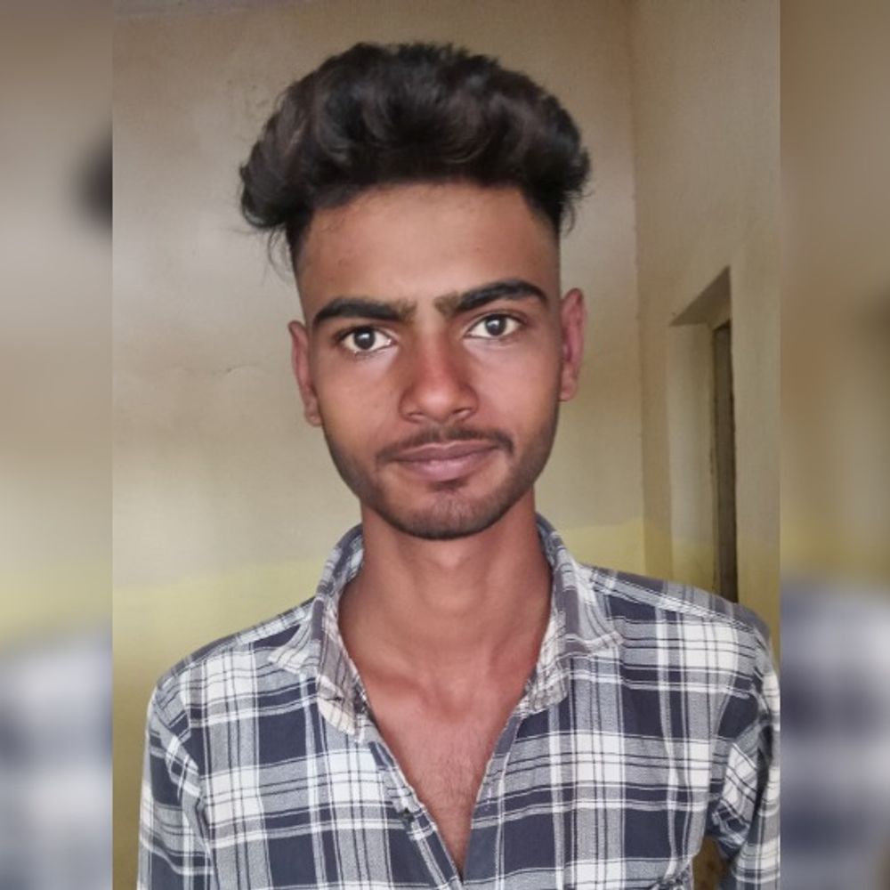 ई-मित्र दुकान में चोरी मामले में आरोपी गिरफ्तार:1 किलो चांदी, 26,900 रुपए बरामद, नाबालिग भी डिटेन