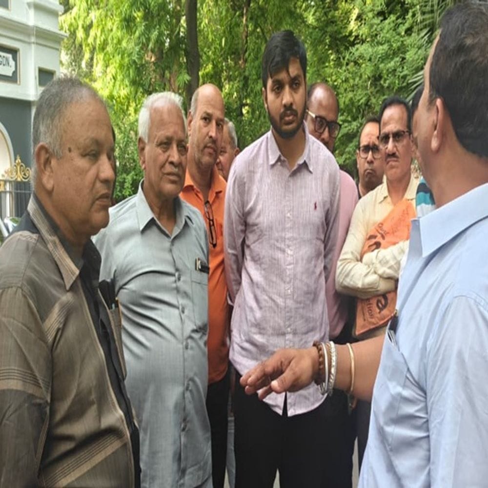उदयपुर के ऐतिहासिक गुलाब बाग का बदलेगा स्वरूप:आवारा कुत्तों और चूहों के आतंक से मिलेगी मुक्ति, अब रात 9 बजे तक खुला रहेगा पार्क