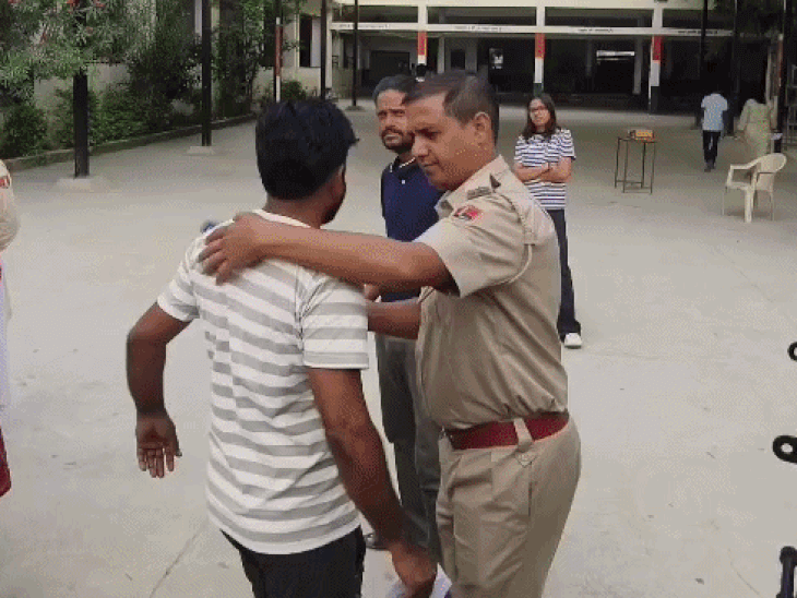 उदयपुर में 99 सेंटर्स सेकंड ग्रेड टीचर भर्ती एग्जाम:पहली पारी में जीके और दूसरी पारी सोशल साइंस का पेपर, 17 जुलाई तक होंगे एग्जाम