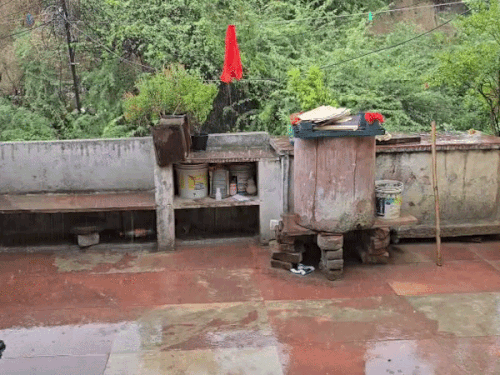 करौली जिले के कई इलाकों में बरसात:गर्मी से राहत, खरीफ फसलों को लाभ; आगामी दिनों में हल्की बारिश की संभावना