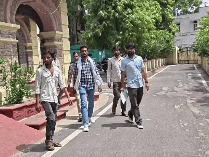 'किडनी ट्रांसप्लांट कराओ या जहर दे दो':5 प्रसूताओं के परिवारों ने सरकार से लगाई गुहार, 70 दिन से डायलिसिस पर जिंदगी; 48 घंटे का अल्टीमेटम