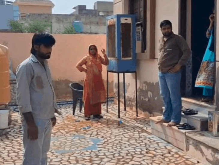 कूलर में स्प्रे कर परिवार को किया बेहोश:कायमनगर में 2 घरों से लाखों के गहने और नकदी की पार