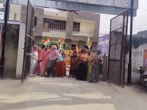 कोटपूतली में जोधपुरा संघर्ष समिति का अनशन समाप्त:पुनर्वास प्रस्ताव भेजने का भरोसा, 1301 दिन से आंदोलन जारी