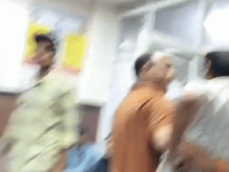 कोटा में एमबीएस अस्पताल में संविदाकर्मी ने किया हंगामा:हॉस्पिटल में काम कर रहे स्टाफ के साथ की गाली-गलौज, पुलिस ने पकड़ा