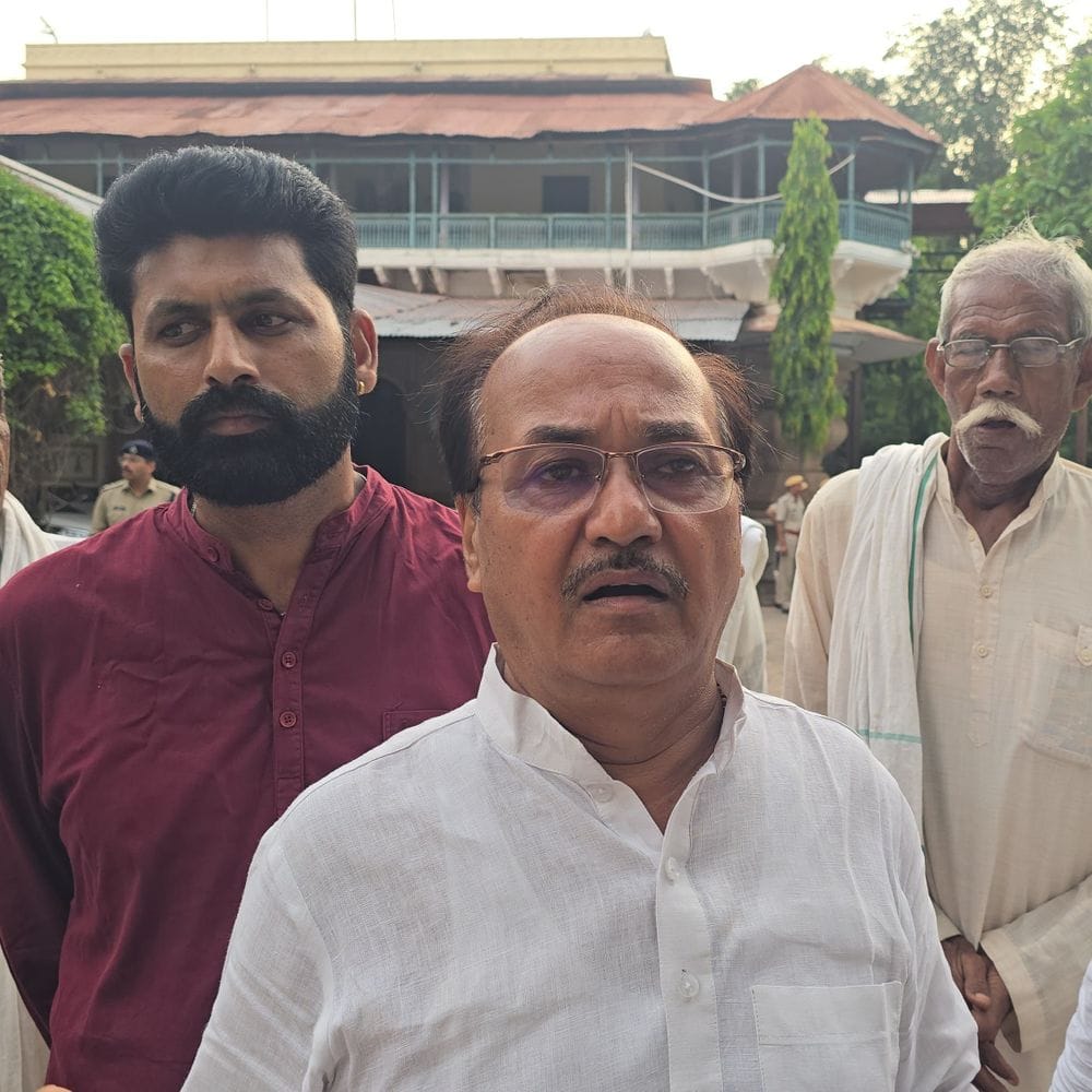 गुड़ला पांचना लिफ्ट परियोजना का काम शुरू कराने की मांग:संघर्ष समिति ने अधिकारियों से की मुलाकात, वर्क ऑर्डर जारी करने की अपील