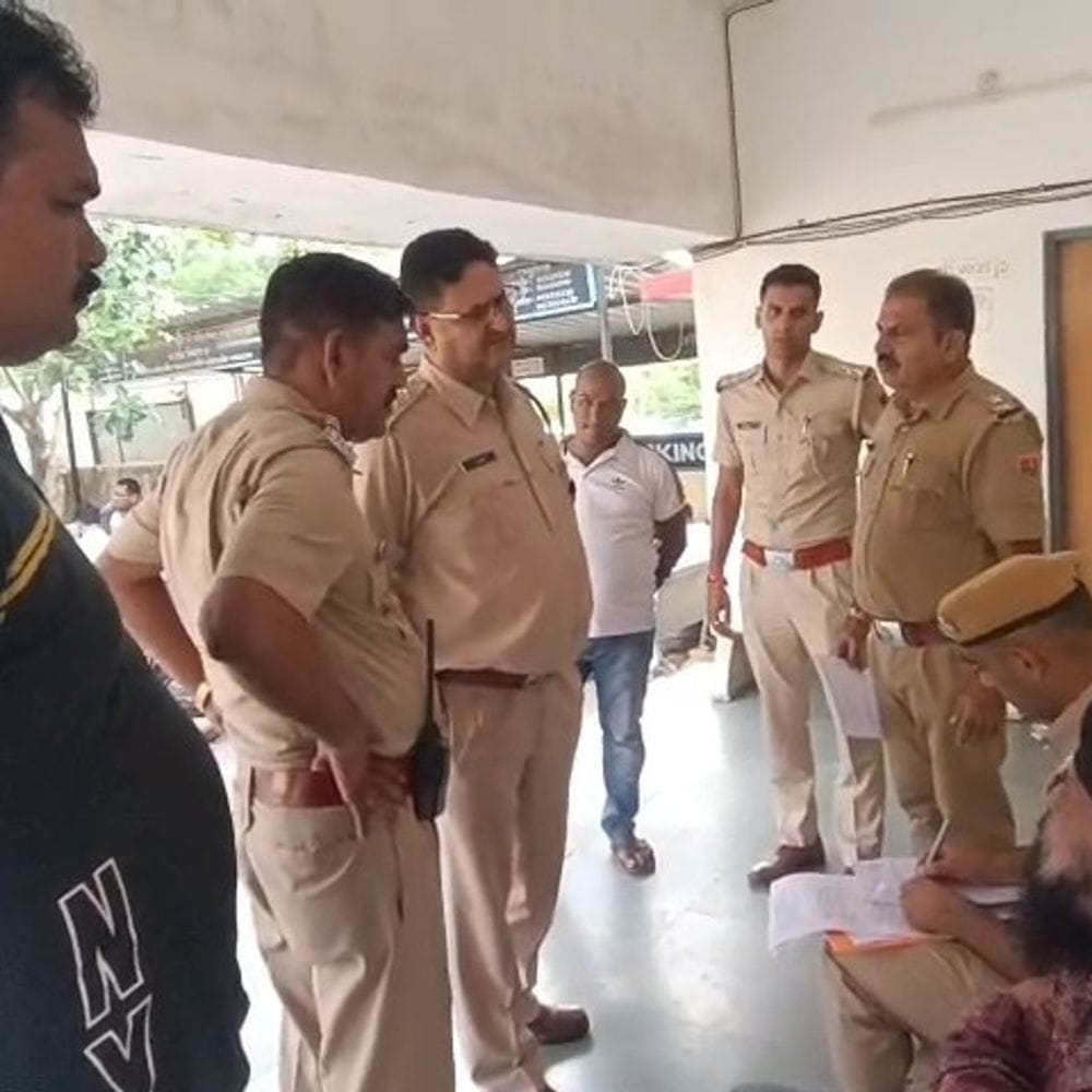 घर से निकले नाबालिग का शव नदी में मिला:दोस्त बोले- नहाते समय डूब गया था; परिजनों ने जताई हत्या की आशंका
