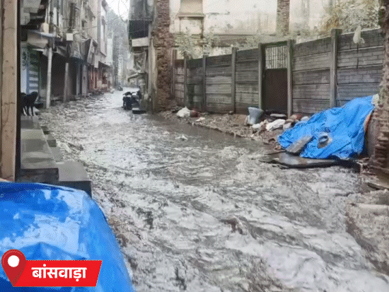 चित्तौड़गढ़ और बांसवाड़ा में भारी बारिश, सड़कें जाम, गाड़ियां फंसीं:डूंगरपुर में बिजली गिरने से बच्चे की मौत, बीसलपुर बांध में 2CM बढ़ा पानी