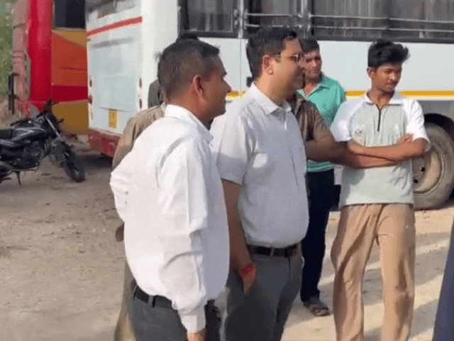 जोधपुर में जजों के निरीक्षण में खुली फर्जीवाड़े की पोल:एक ही नंबर की दो-दो बसें चल रही, चेसिस काटकर बना रखी बड़ी डिक्कियां