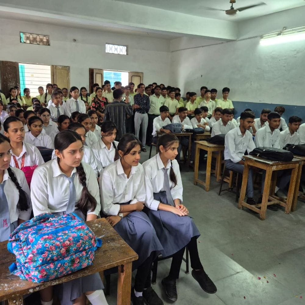 नशामुक्ति के लिए किया जागरूक