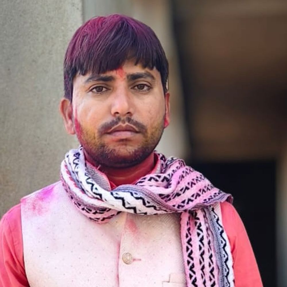 नूंह सड़क हादसे में महिला सहित 3 की मौत:3 साथी घायल, कंपनी मीटिंग के लिए जा रहे थे, अचानक ब्रेक लगाने से हादसा