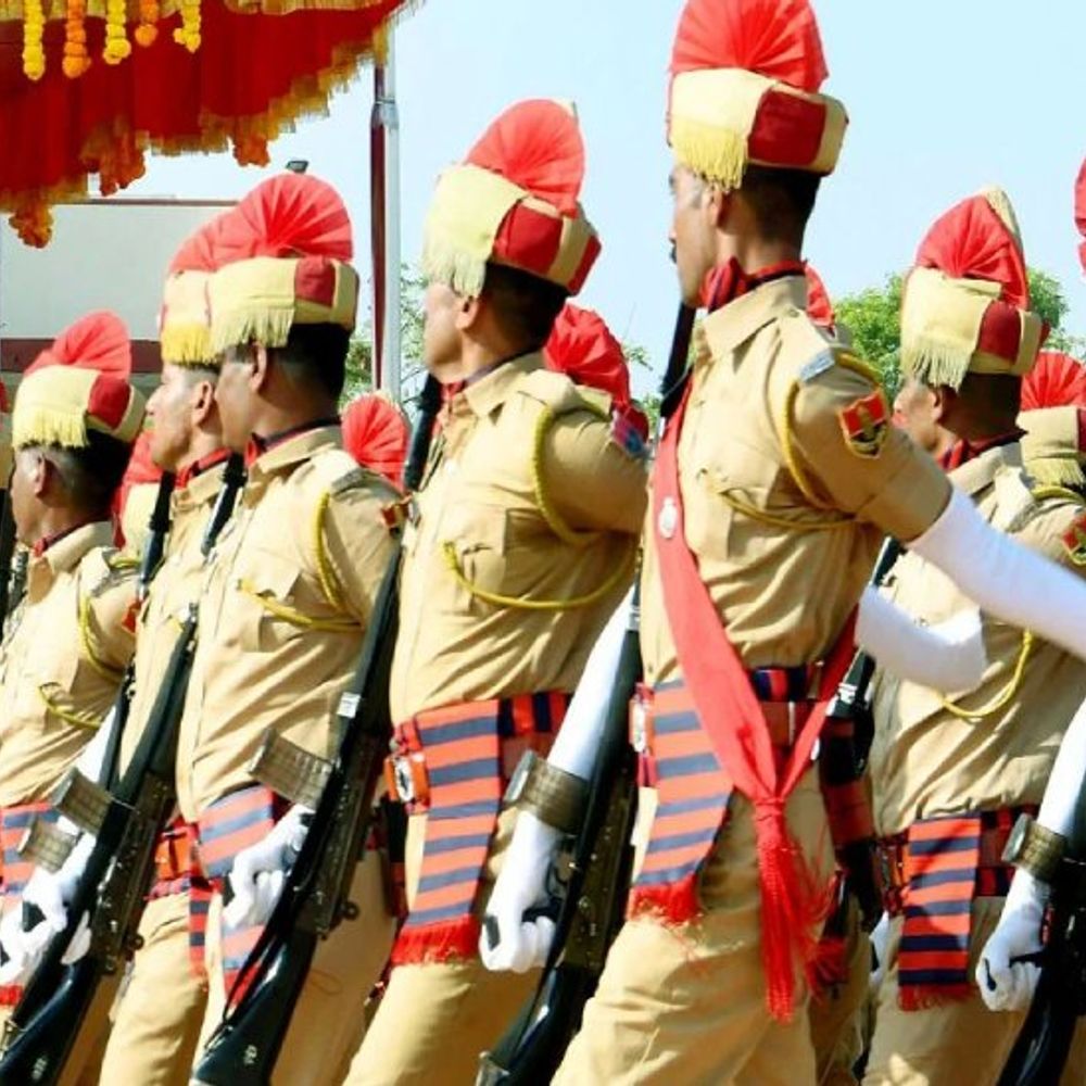पुलिस अधि. 2008 में संशोधन, 18 साल पुरानी रोक हटी:पुलिस CLG में ‘राजनीतिक भर्ती’…75 हजार पार्टी कार्यकर्ताओं की राह खुली