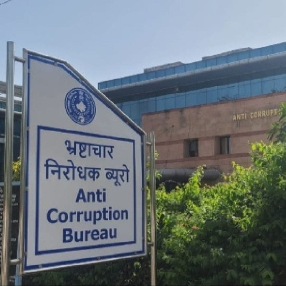 पूर्व संयुक्त-आयुक्त राजीव गर्ग पर ACB का एक और शिकंजा:आय से 98.55% अधिक संपत्ति का मामला दर्ज, 3 लाख की रिश्वत ट्रैप के बाद जांच में खुली करोड़ों की अवैध संपत्ति