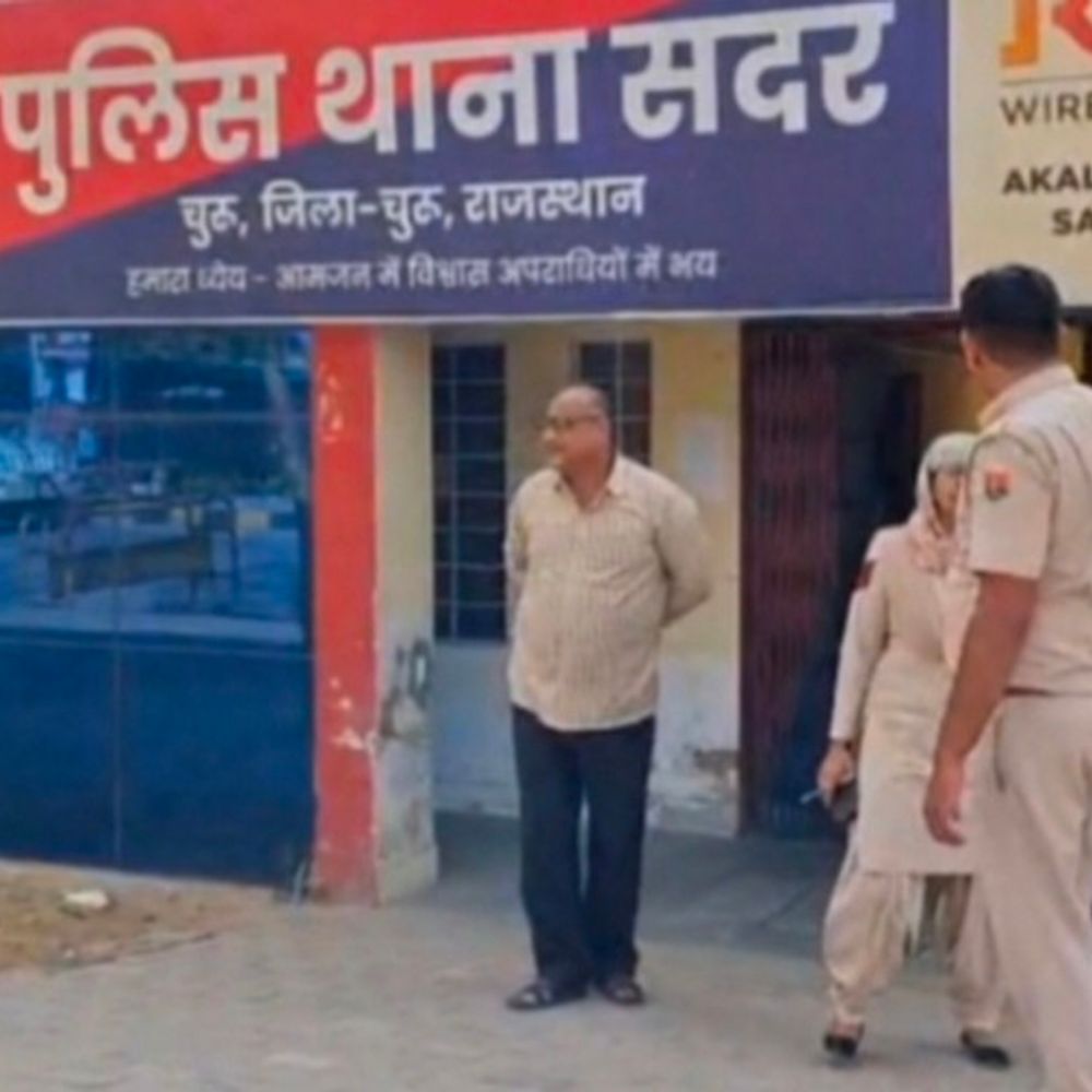 प्याज की आड़ में डोडा-पोस्त की तस्करी:NH-52 पर ढाढ़र टोल प्लाजा के पास नाकाबंदी में पकड़ा ट्रक, 2 आरोपी गिरफ्तार
