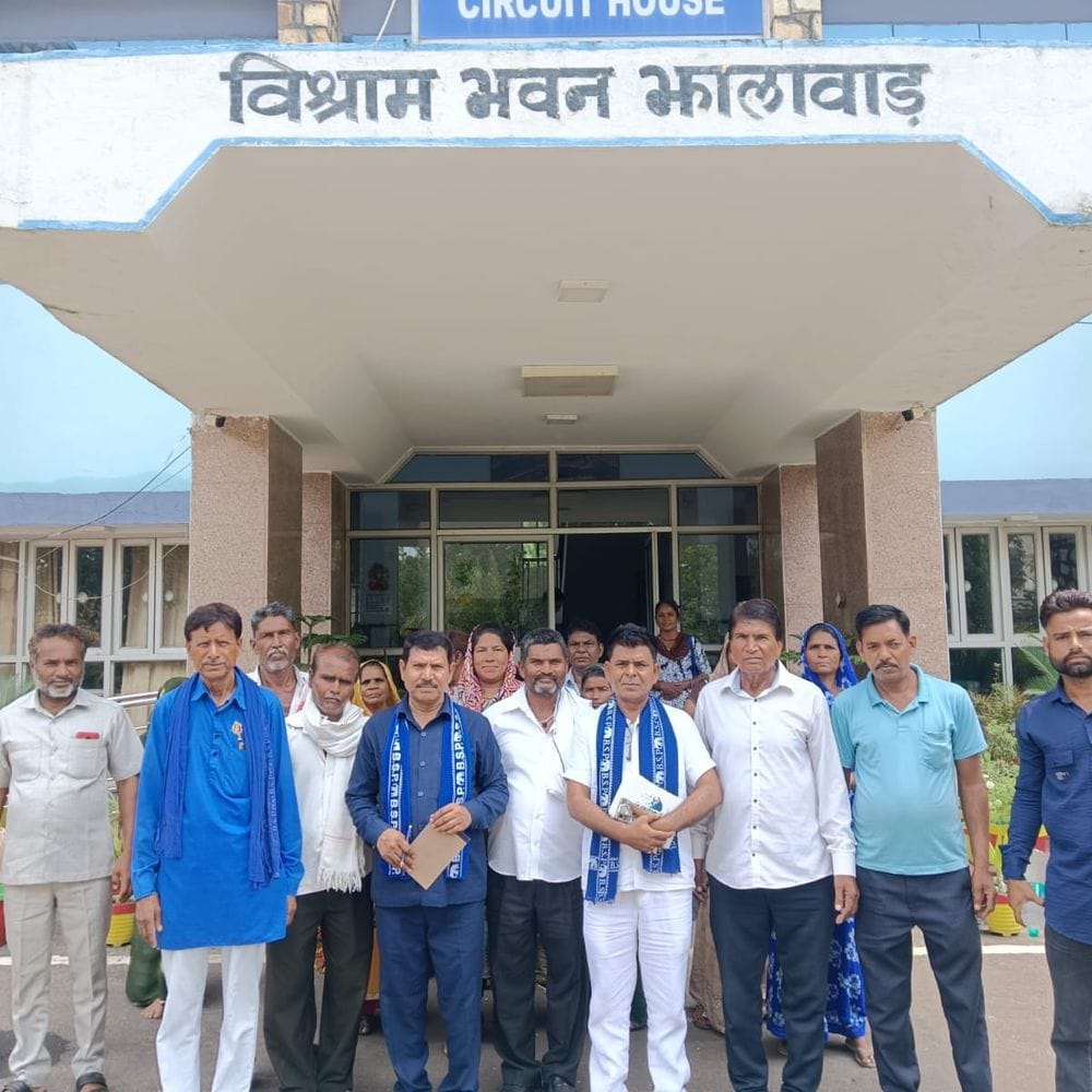 बसपा की जिला स्तरीय बैठक में संगठन विस्तार पर चर्चा:निकाय चुनाव और आकाश आनंद के कार्यक्रम को सफल बनाने पर मंथन