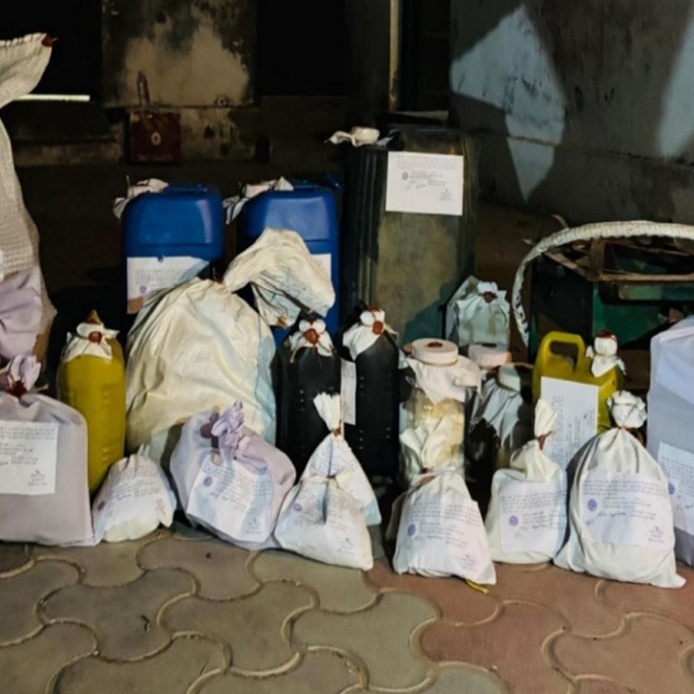 बाड़मेर में एक साल में चौथी एमडी फैक्ट्री पकड़ी:2 करोड़ रुपए का नशे का सामान बरामद, 24 लाख कैश भी जब्त