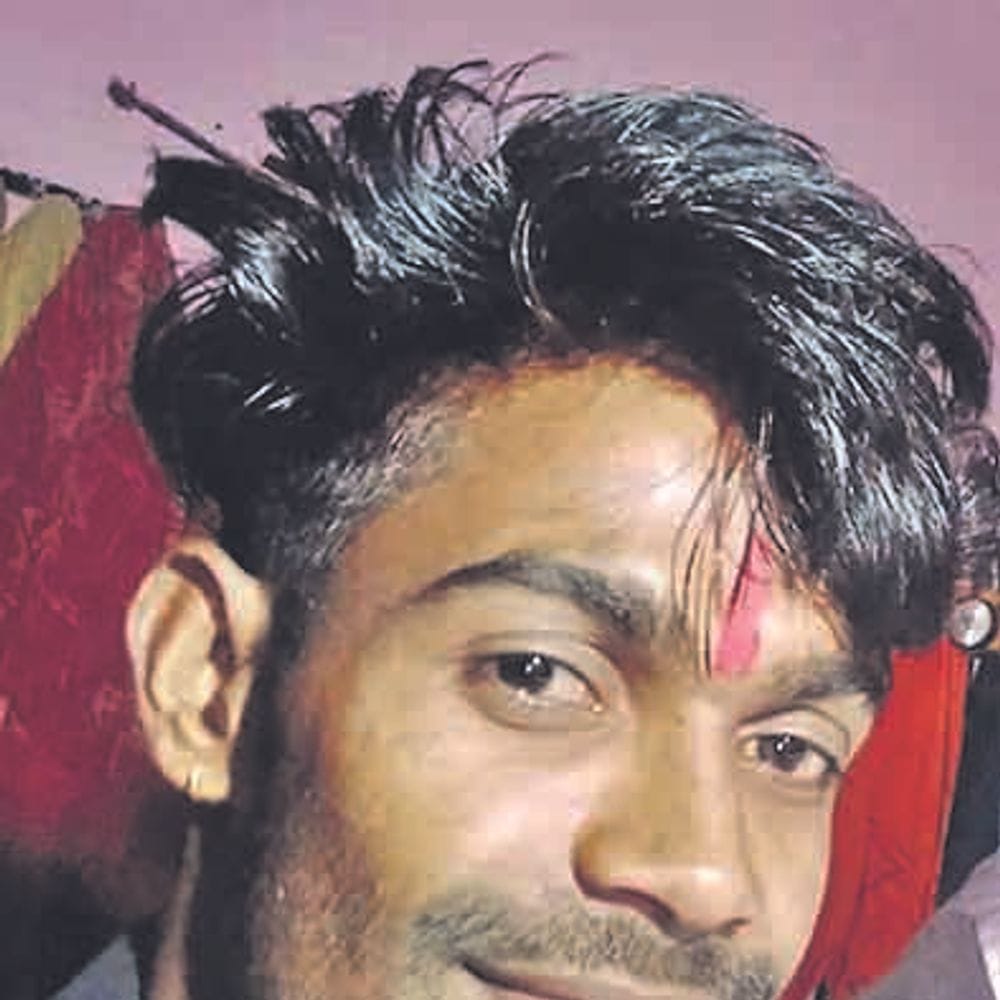 बेगू का बास के युवक की आबूधाबी में संदिग्ध हालत में मौत, 3 माह बाद मिला शव, परिजन हुए आक्रोशित