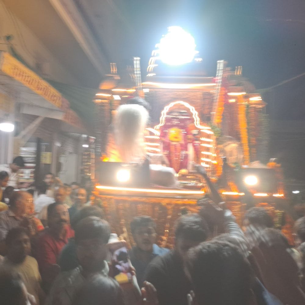 भक्तों ने हाथों से खींचा भगवान जगन्नाथ का रथ:मौसी के घर से ननिहाल गोपीनाथ मंदिर के लिए हुई रवाना