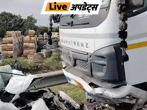 भास्कर अपडेट्स:गुजरात के जूनागढ़ में कार की ट्रक से टक्कर, 4 लोगों की मौत, 4 घायल; अस्थियां विसर्जित करने जा रहा था परिवार