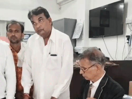 भीलवाड़ा में लगी लोक अदालत, चेक बाउंस मामलों का निस्तारण:13 बेंचों पर हुए राजीनामे के प्रयास, हाथों-हाथ निपटाए मामलें