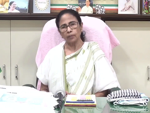 ममता बोलीं- मुझे रोकना है तो मारना पड़ेगा:गद्दारी की भी एक सीमा होती है; बागी नेताओं को चुनौती- हिम्मत है तो बीजेपी में शामिल हो