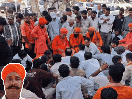 मशीन से अंगुली कटी, ऑपेरशन थिएटर में मौत:परिजनों का धरना, एक करोड़ मुआवजे की मांग; डॉक्टर्स बोले- हार्ट अटैक से गई जान