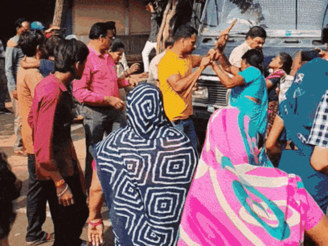 मुस्लिम जज को कत्लेआम की धमकी, बढ़ाई गई सुरक्षा:हाईकोर्ट ने DGP से मांगा हलफनामा, 150 अकाउंट से भड़काऊ पोस्ट; 14 हत्यारों को सुनाई थी सजा