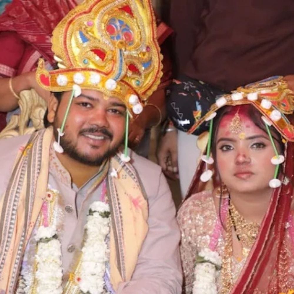 मौत से 3 घंटे पहले कॉल, ऑफिस में पार्टी की:दिल्ली में नवविवाहिता की तीसरी मंजिल से गिरकर मौत, परिवार बोला- ये सुसाइड नहीं मर्डर है