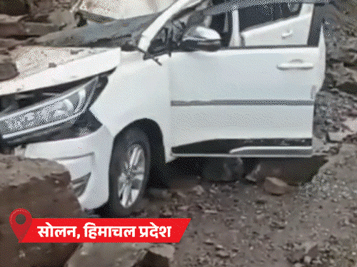 यूपी में कार-पुल डूबे, 3 दिन में 15 मौतें:उत्तराखंड-हिमाचल में 438 सड़कें बंद; मिजोरम में 4 दिन से टूरिस्ट फंसे