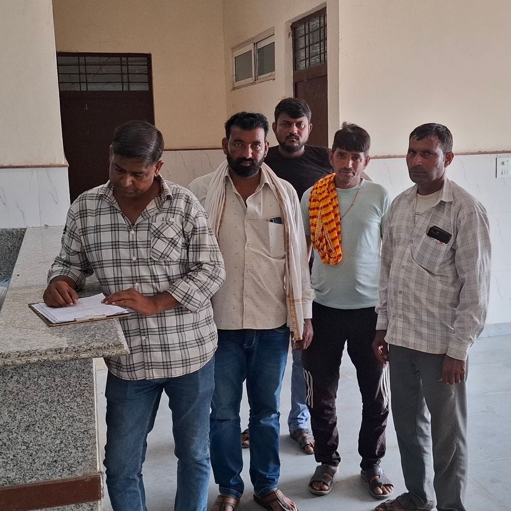 रजई खुर्द गांव में करंट से युवक की मौत:खेत में हाईटेंशन लाइन की चपेट में आने से हादसा
