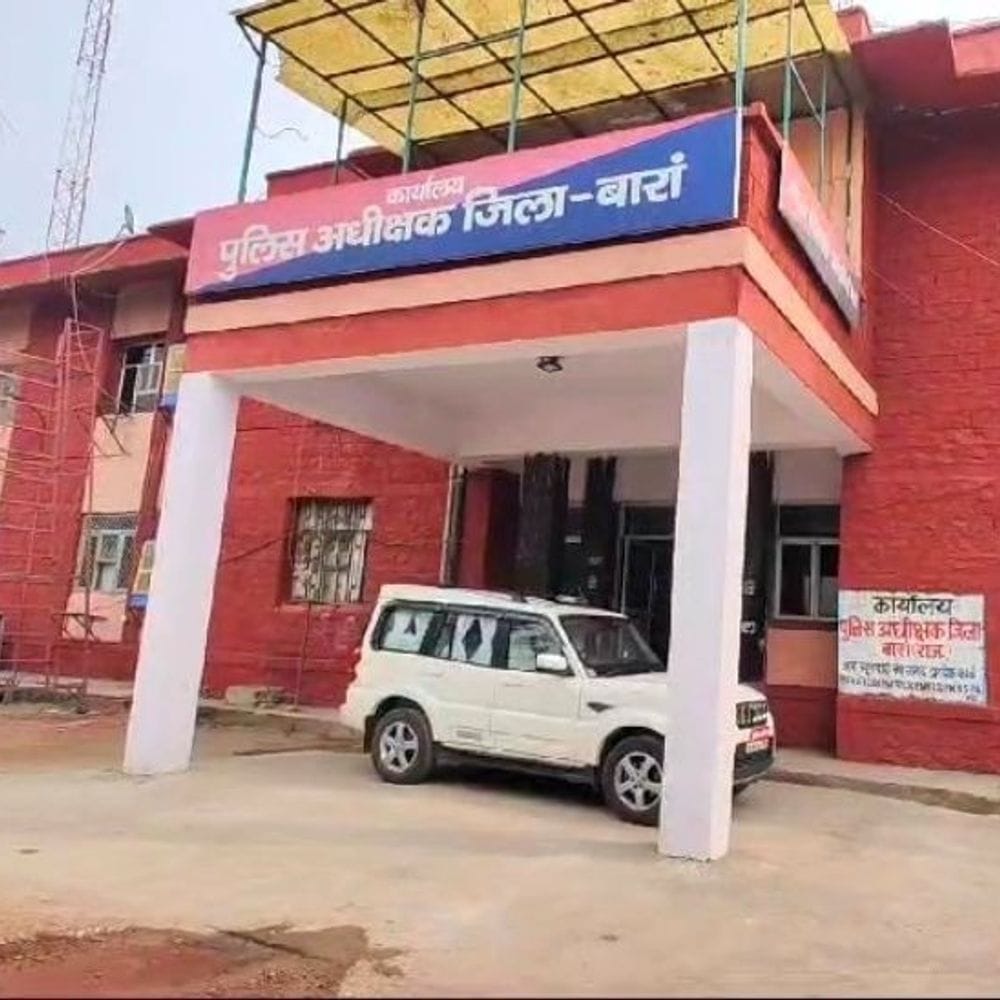 रिश्वत के आरोपों के बाद मोठपुर थानाधिकारी सस्पेंड:कॉन्स्टेबल को किया लाइन हाजिर, एसपी ने जारी किए आदेश