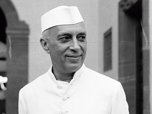 सावरकर मानहानि केस; पड़पोते बोले- नेहरू ब्रिटिश समर्थक थे:अगर सावरकर अंग्रेजों से समझौता कर लेते तो पीएम बन सकते थे